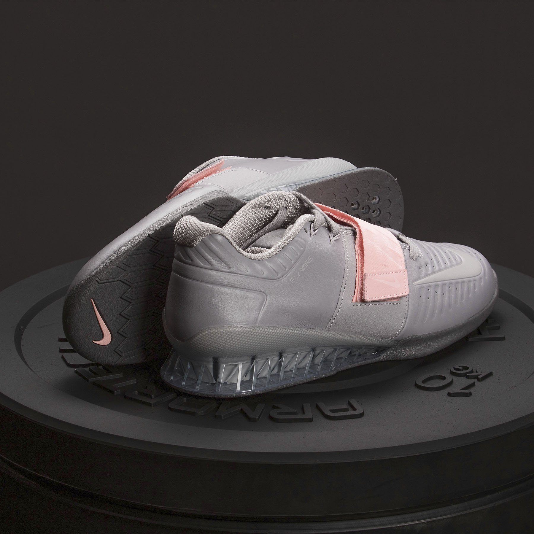 Evaluación Mejor Enajenar Nike - Romaleos 3 XD Women's Weightlifting Shoes (Atmosphere Grey/Pink –  foreverspin546546.com
