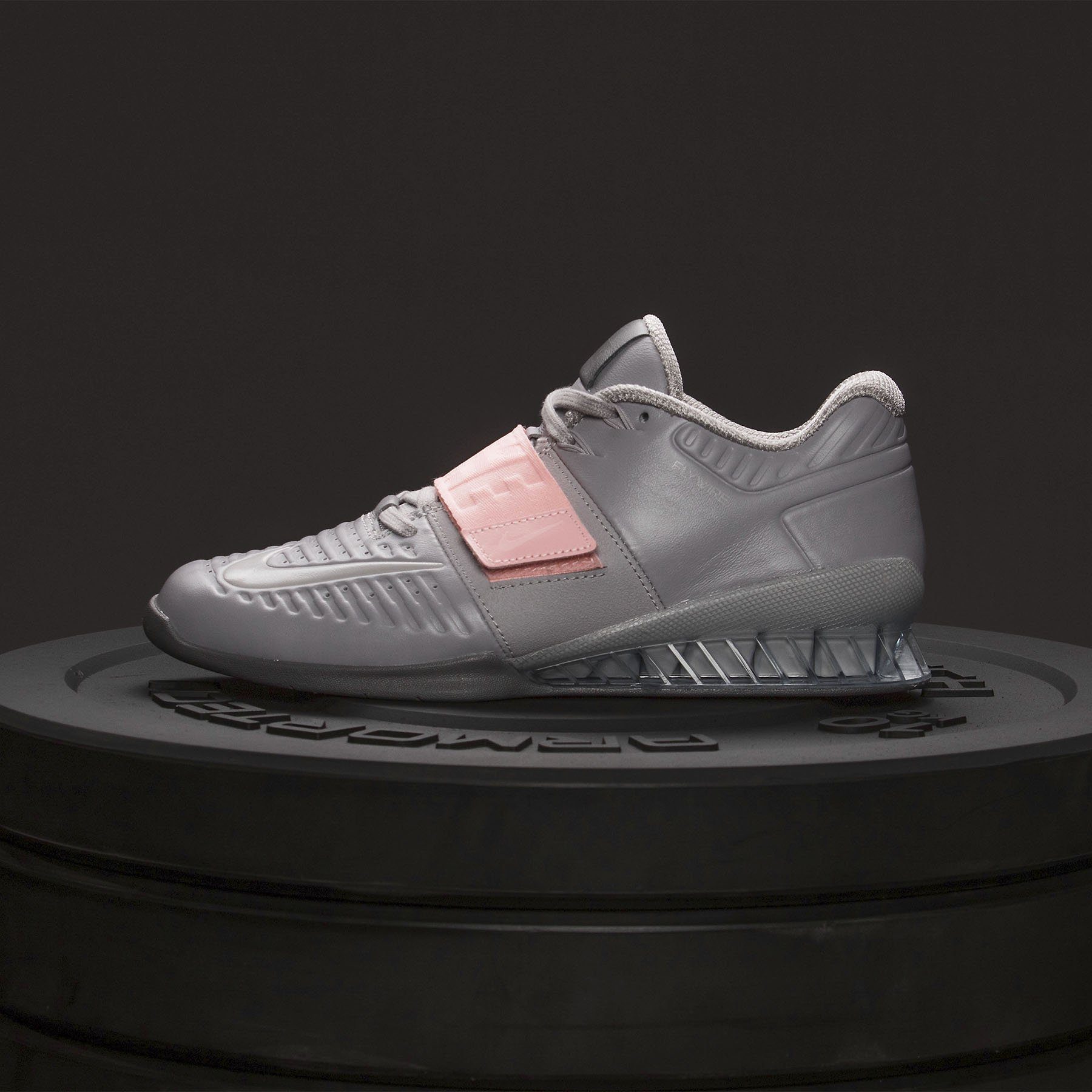 Nike - Romaleos 3 Women's Shoes Grey/Pink – foreverspin546546.com